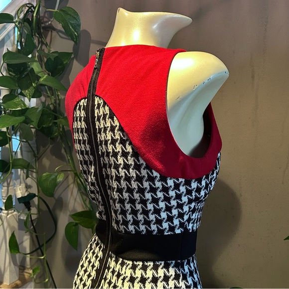 Vintage ECI New York Houndstooth Pinup Dress👠 - Picture 3 of 11